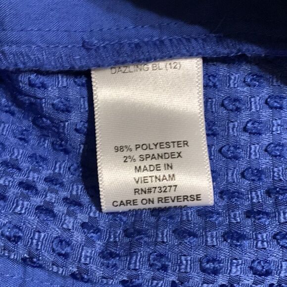 ELLE Size 12 blue textured shorts with scalloped hemline.  NWOT - Picture 8 of 8